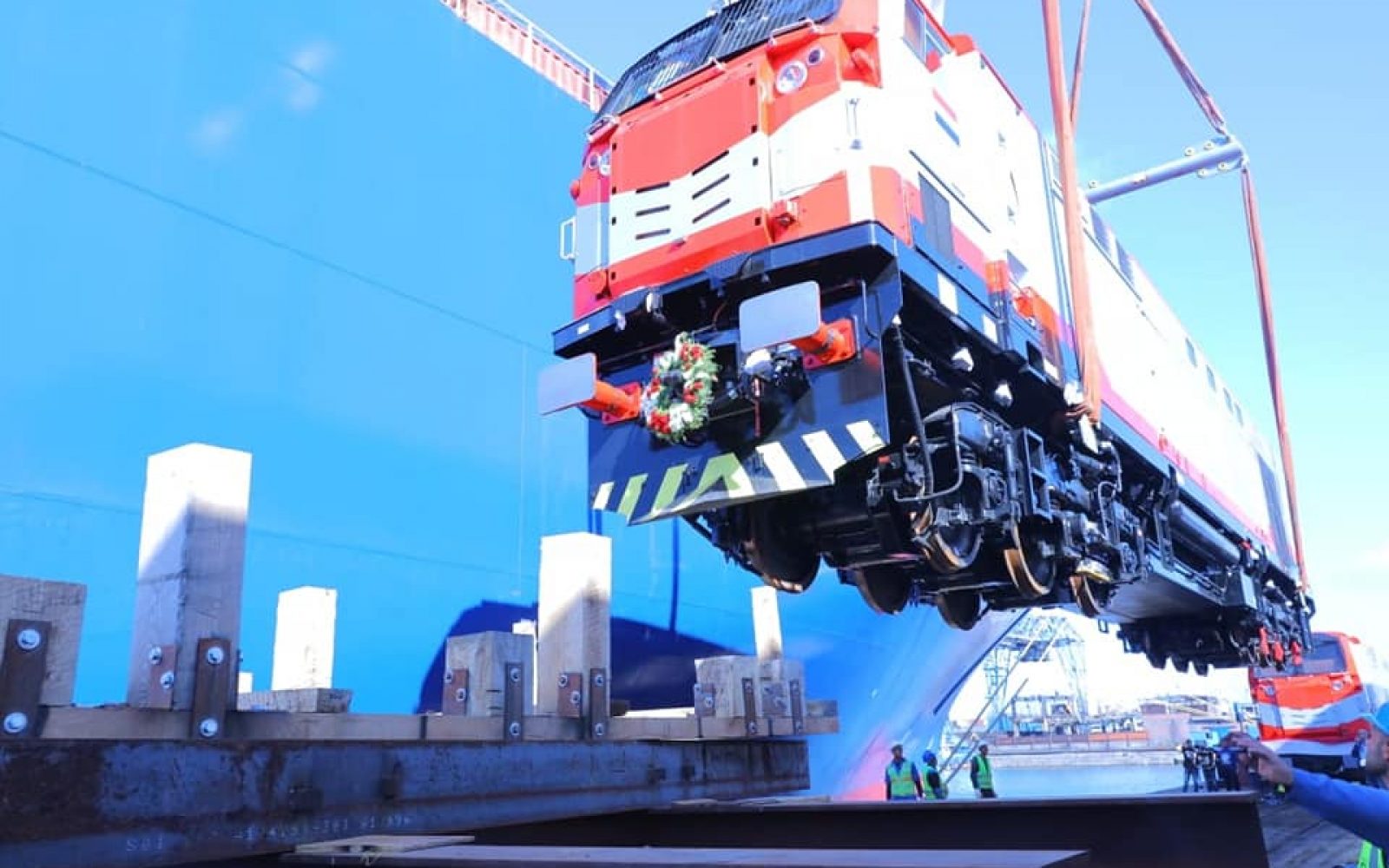 بالتعاون مع “ سكودا “.. مباحثات لتوطين صناعة قطع غيار جرارات السكك الحديدية - Egypt Automotive