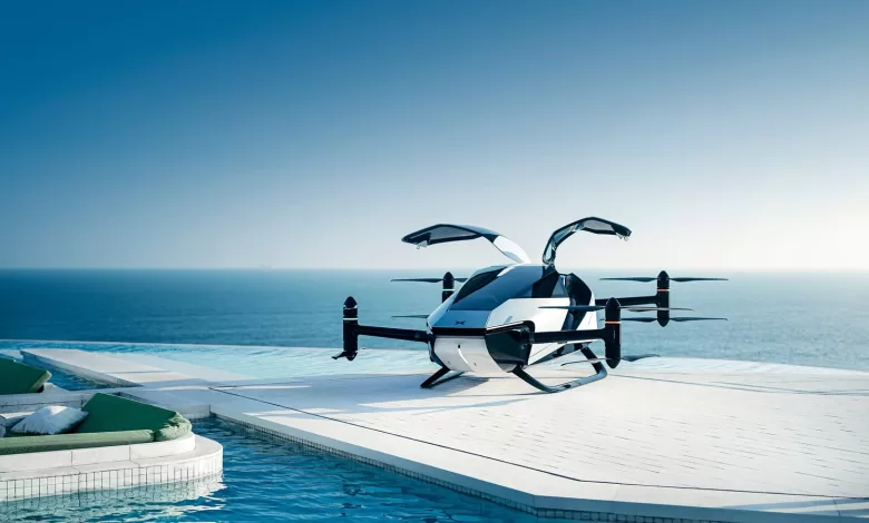 سيارة كهربائية طائرة