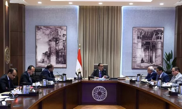اجتماع رئيس الوزراء لمتابعة مشروعات المنطقة الصناعية في بورسعيد