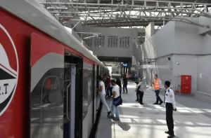 القطار الكهربائي الخفيف LRT