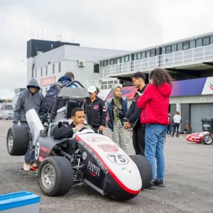 سيارة فريق هندسة عين شمس في مسابقة فورمولا الطلابية