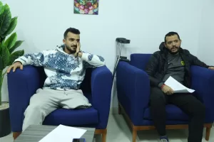 اللاعبين عرفة ناصر ومحمود حنفي لكرة القدم للساق الواحدة - إندرايف - ذوي الهمم