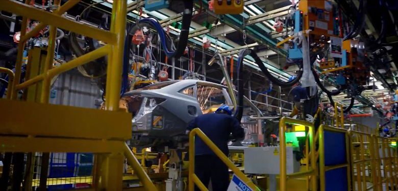 تصنيع سيارات شيفروليه أوبترا بمصنع جنرال موتورز بمدينة 6 أكتوبر