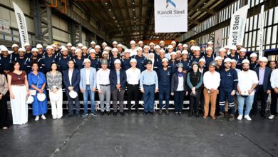 الوزير خلال زيارته لمصنع كاما للمعادن