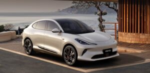 السيارة الكهربائية IM6