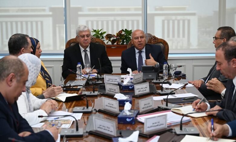 اجتماع وزير النقل ووزير التعليم العالي لمتابعة تنفيذ مشروع جامعة النقل المصرية