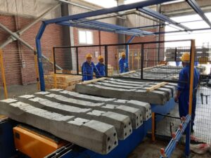 مصنع الفلنكات الخرسانية بمدينة قنا