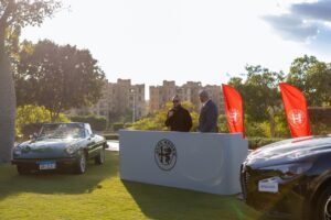 السيارة الكلاسيكية Alfa Romeo 2000 Spider Veloce خلال فاعليات الشراكة