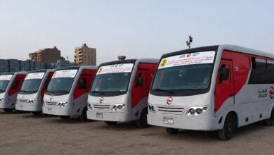 ميني باصات مكيفة لزبط مدينة الشروق بالقطار الكهربائي الخفيف