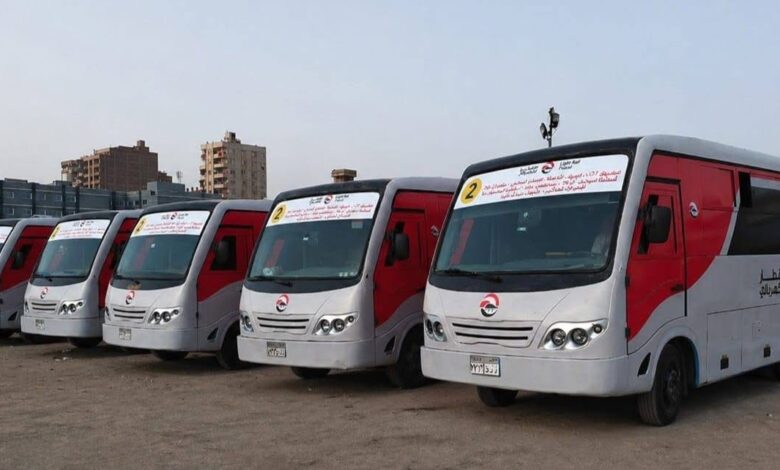 ميني باصات مكيفة لزبط مدينة الشروق بالقطار الكهربائي الخفيف