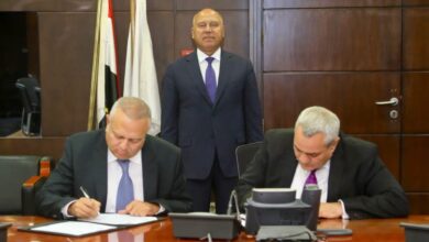 مراسم توقيع مذكرة التفاهم بين الهيئة العامة للموانئ البرية والجافة وشركة سكاى بورتس لتمويل مشروع ميناء برج العرب الجاف